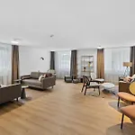 Limehome Sterneckstr * Solnohrad