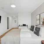 Limehome Sterneckstr Hotel