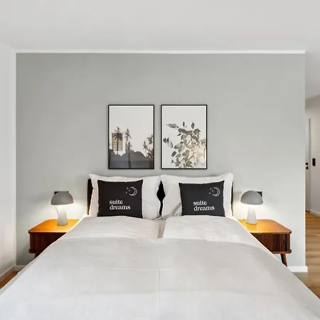 호텔 Limehome Sterneckstr *