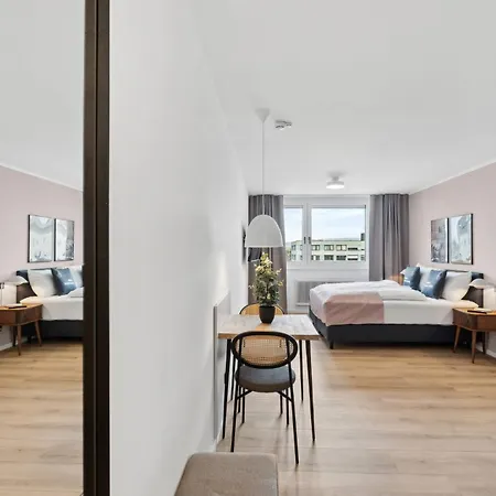 Aparthotel Limehome Sterneckstr 3*