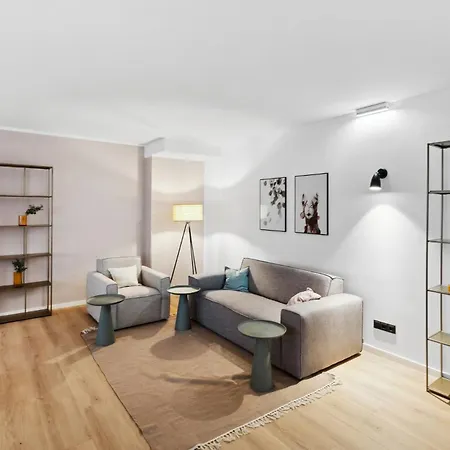 Aparthotel Limehome Sterneckstr 3*