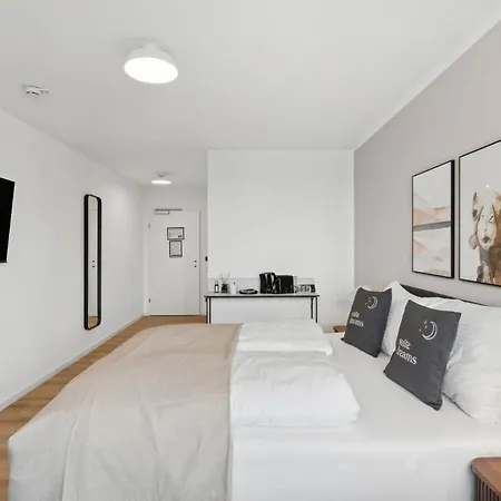 Limehome Sterneckstr Aparthotel