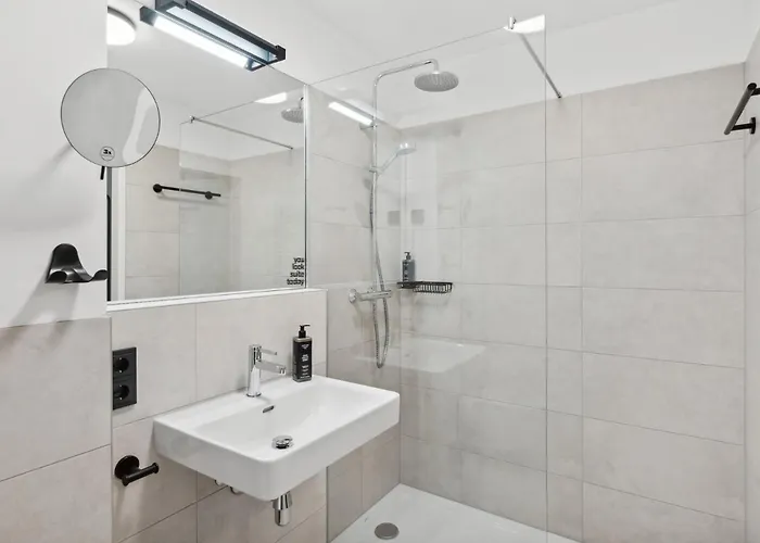 Hotell Limehome Sterneckstr *