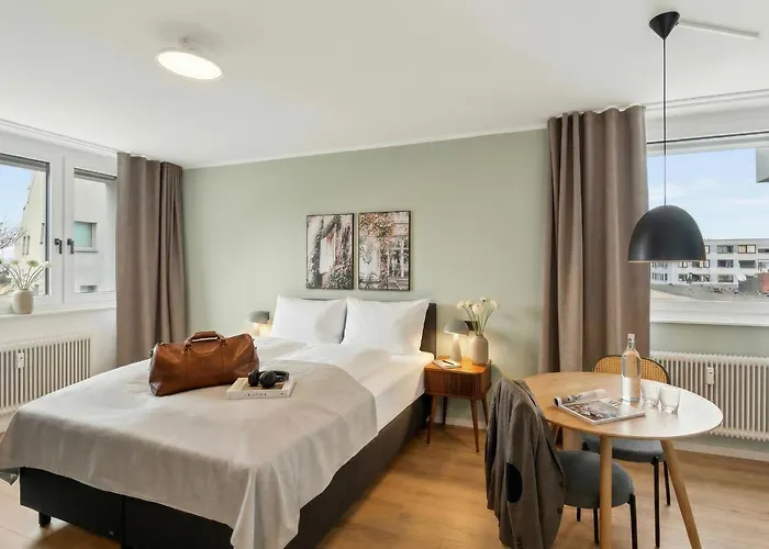 Limehome Sterneckstr Hotell *